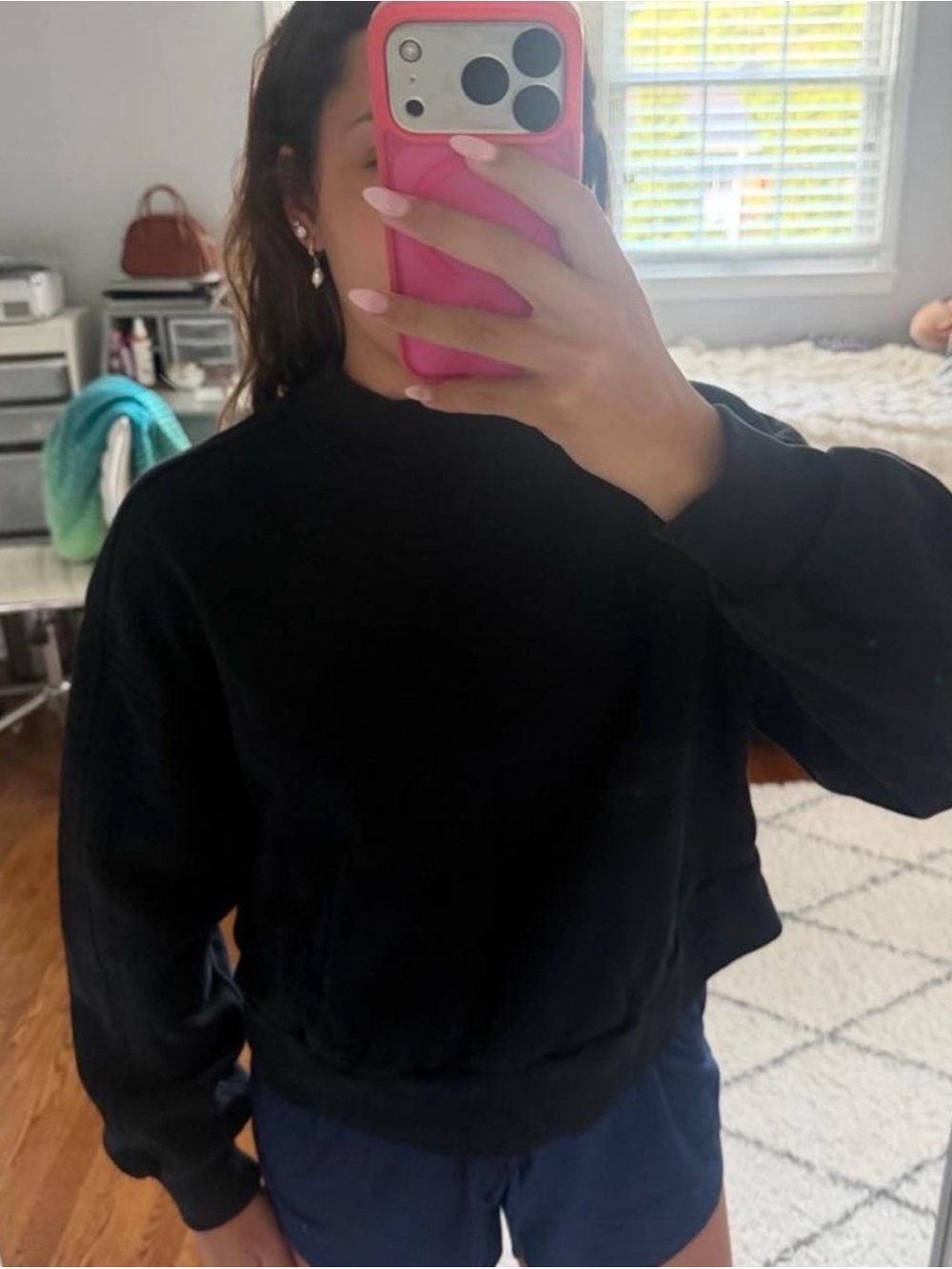 Everlane Black Mockneck Sweatshirt - Size M